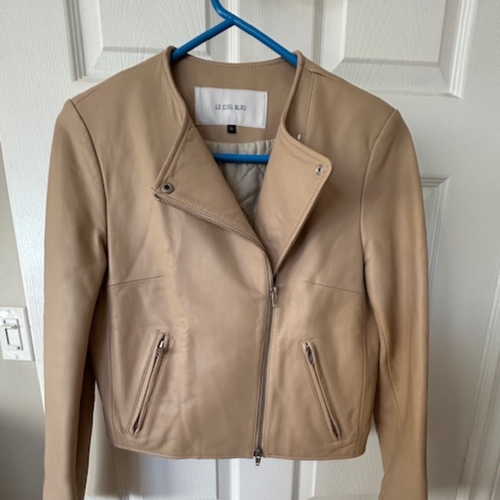 Women's Tan Leather Jacket